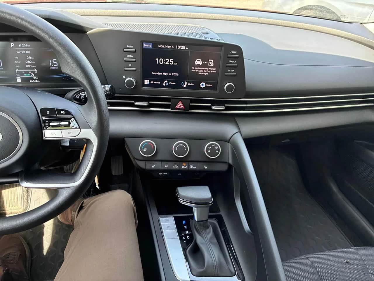 Hyundai Elantra * Essential * CARFAX * ������� * KEYLESS * ���� | Mobile.bg � ����������� 9