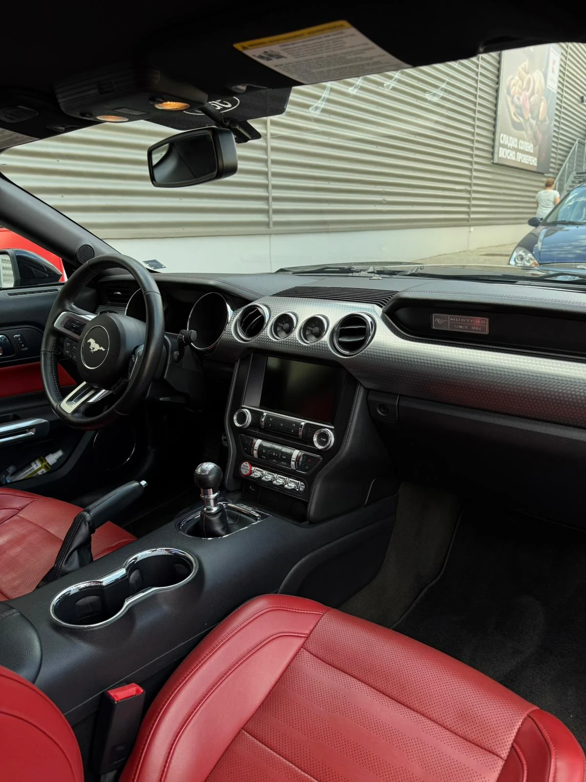 Ford Mustang Premium + Performance Pack, снимка 10 - Автомобили и джипове - 54768747