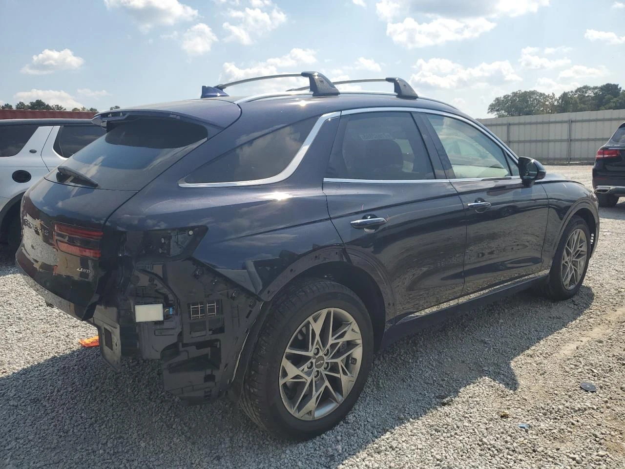 Genesis GV70 Base, снимка 3 - Автомобили и джипове - 54882352