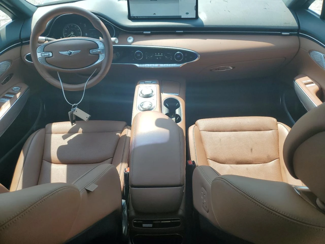 Genesis GV70 Base, снимка 8 - Автомобили и джипове - 54882352