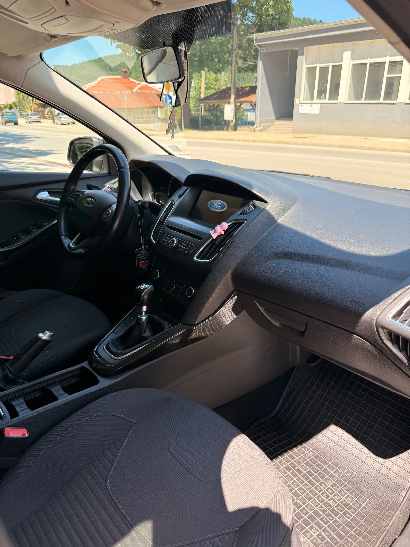 Ford Focus 1.5TDCI, снимка 11 - Автомобили и джипове - 54978642