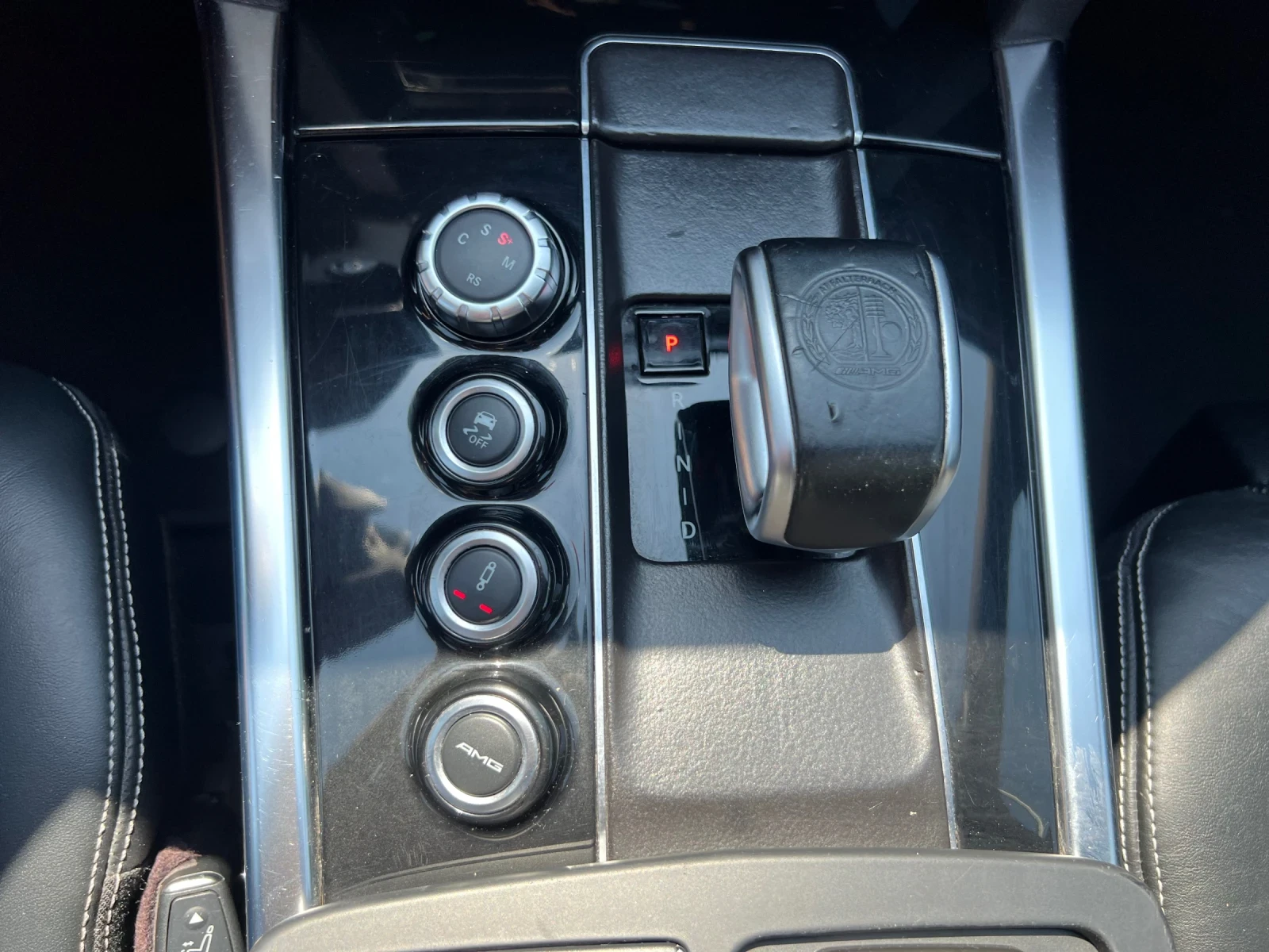 Mercedes-Benz E 63 AMG S 5.5 i V8 Biturbo 4Matic Harman/ Kardon, снимка 13 - Автомобили и джипове - 55386637