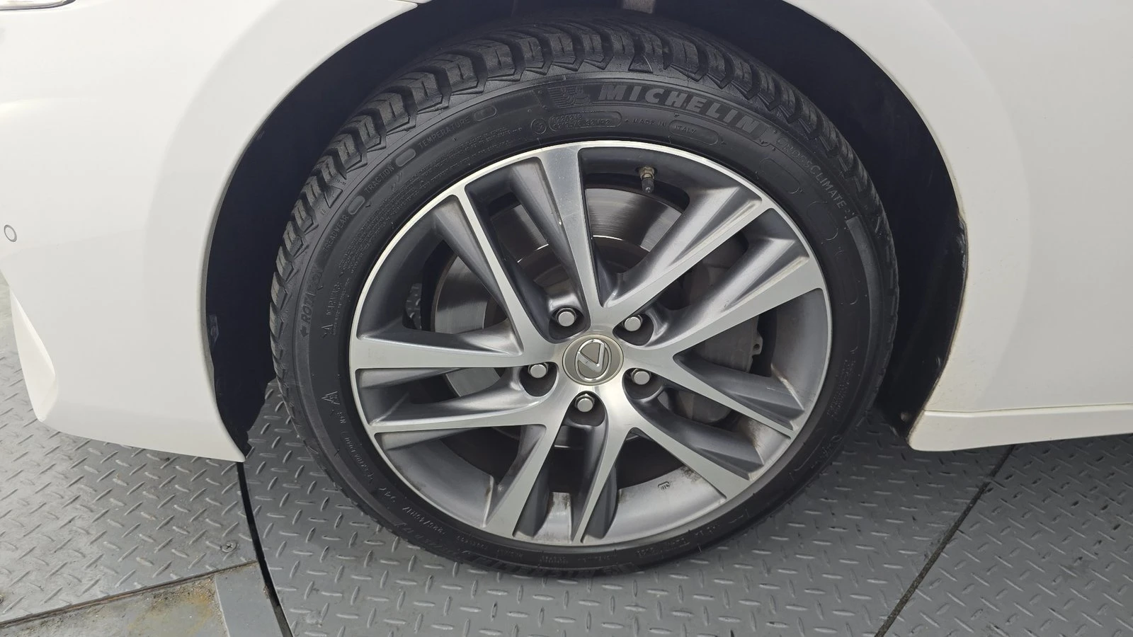 Lexus IS ���* ������� �����* BLIND SPOT* ������ ���� | Mobile.bg � ����������� 5