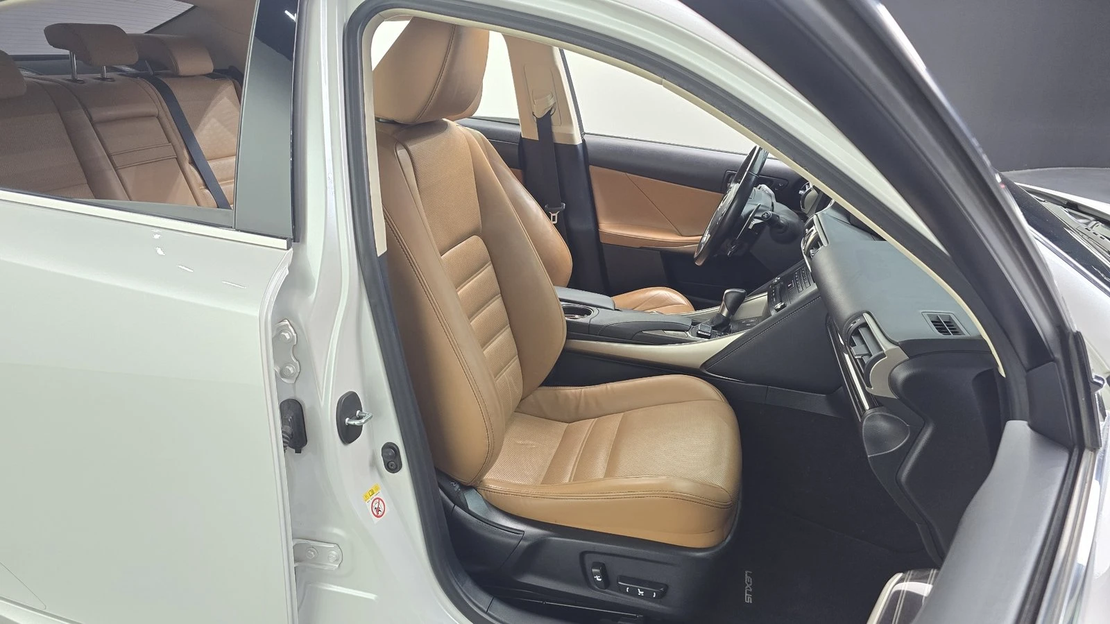 Lexus IS ���* ������� �����* BLIND SPOT* ������ ���� | Mobile.bg � ����������� 12
