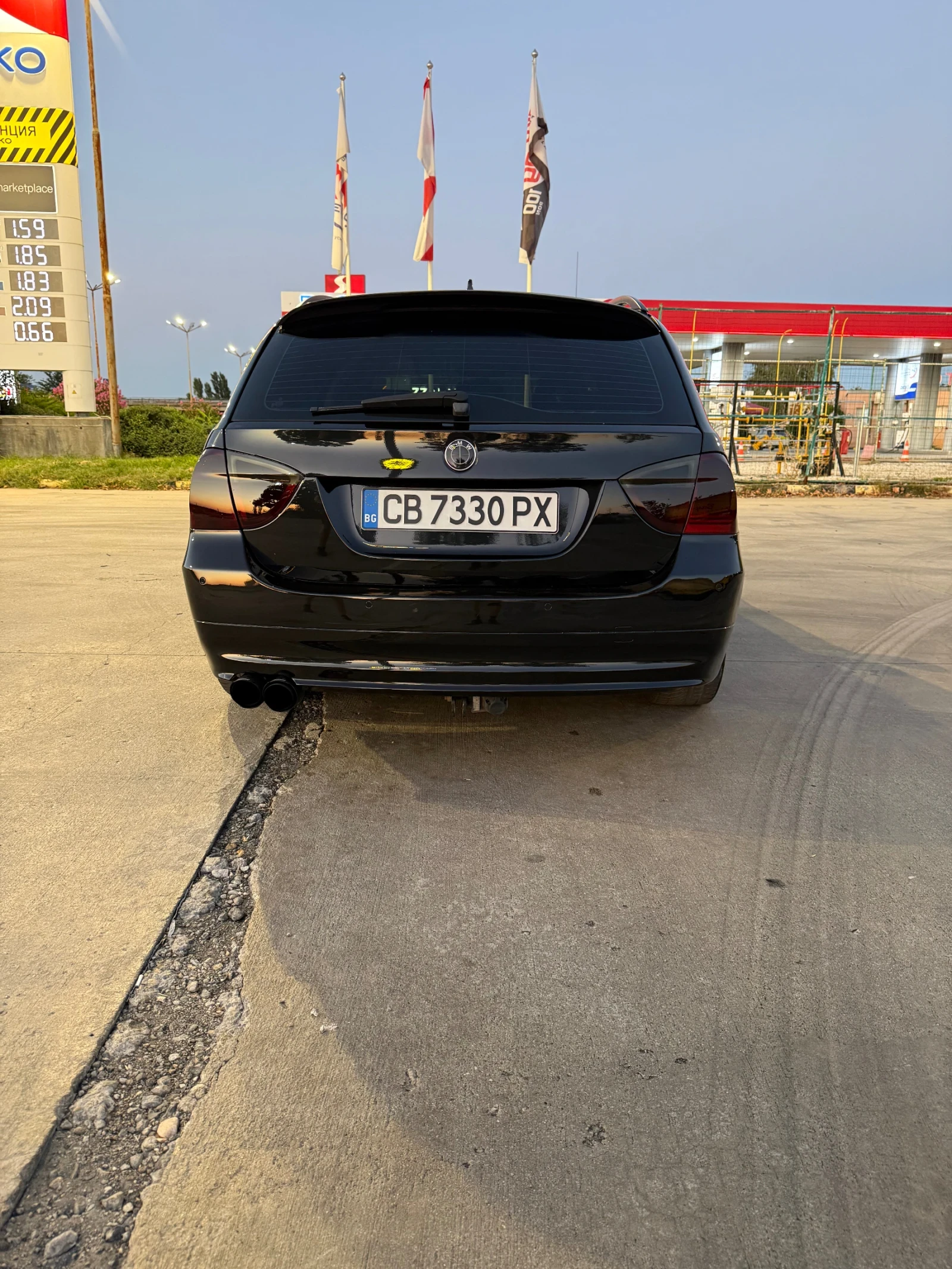 BMW 320, снимка 6 - Автомобили и джипове - 55683479