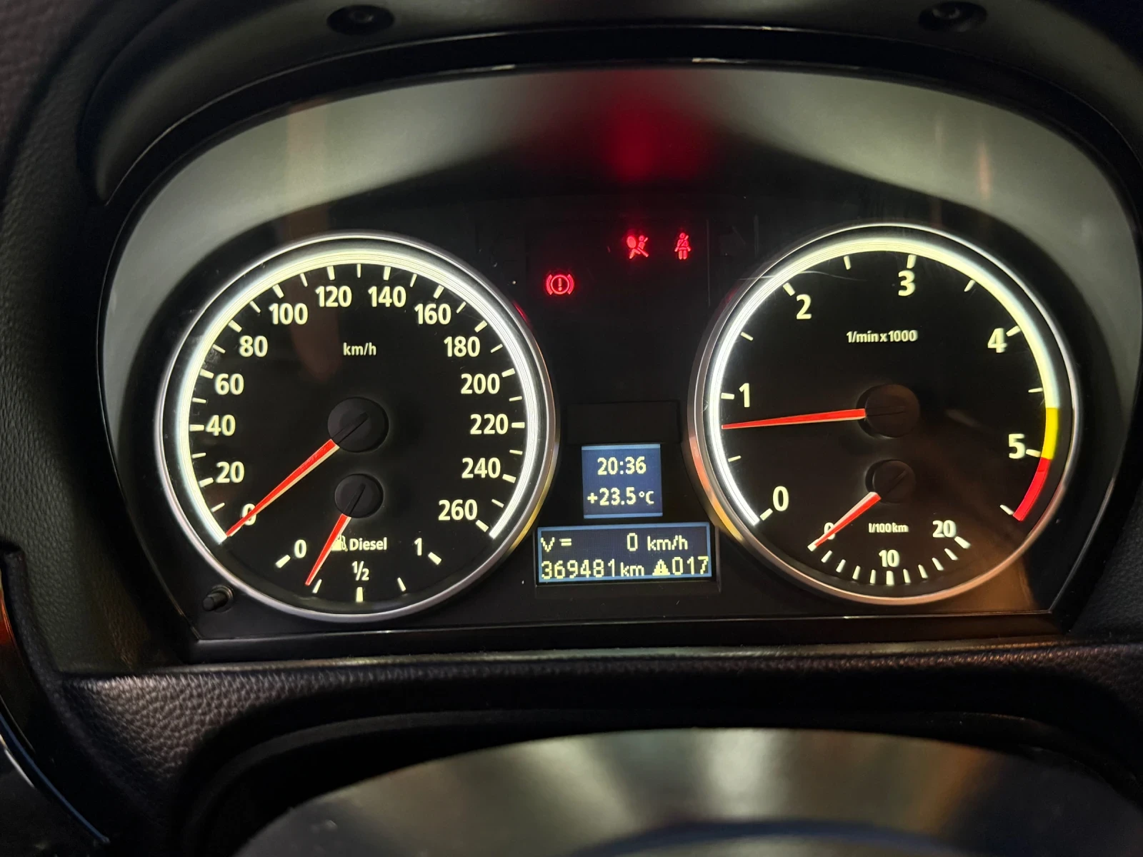BMW 320, снимка 9 - Автомобили и джипове - 55683479