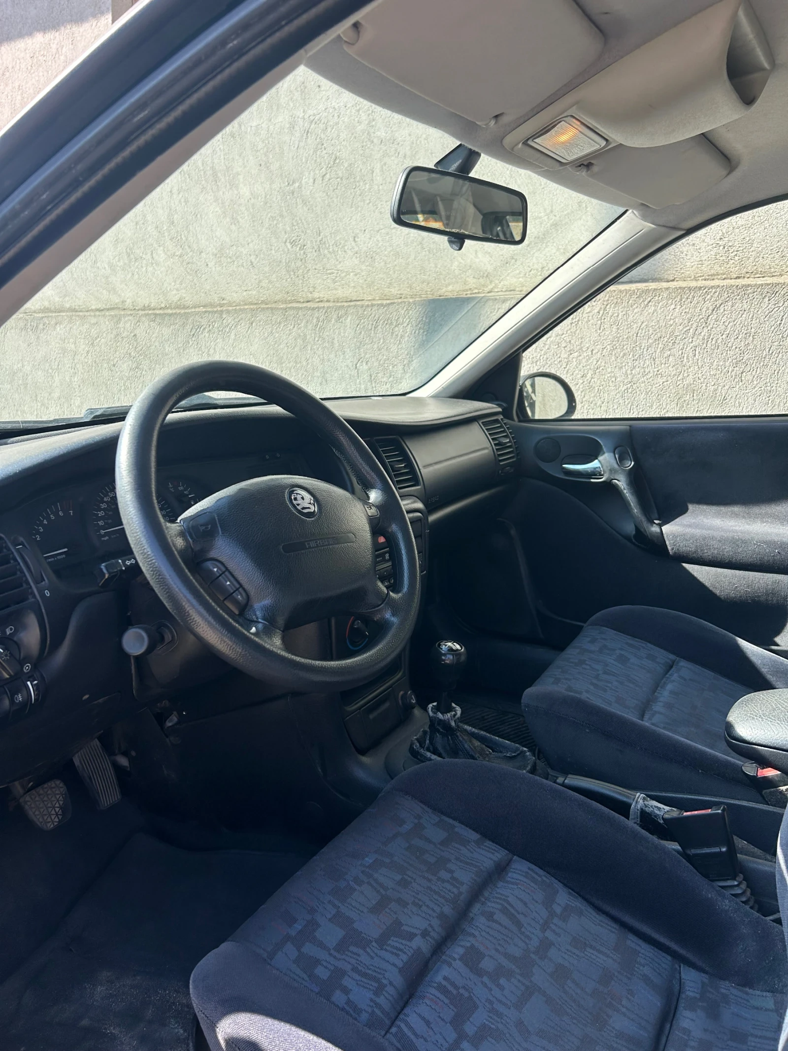 Opel Vectra, снимка 4 - Автомобили и джипове - 55967672