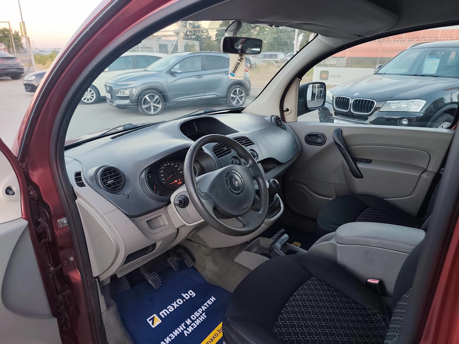 Renault Kangoo 1.5DCI КЛИМАТИК, снимка 8 - Автомобили и джипове - 56014671