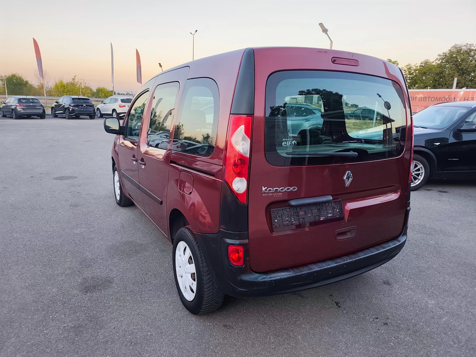 Renault Kangoo 1.5DCI КЛИМАТИК, снимка 5 - Автомобили и джипове - 56014671