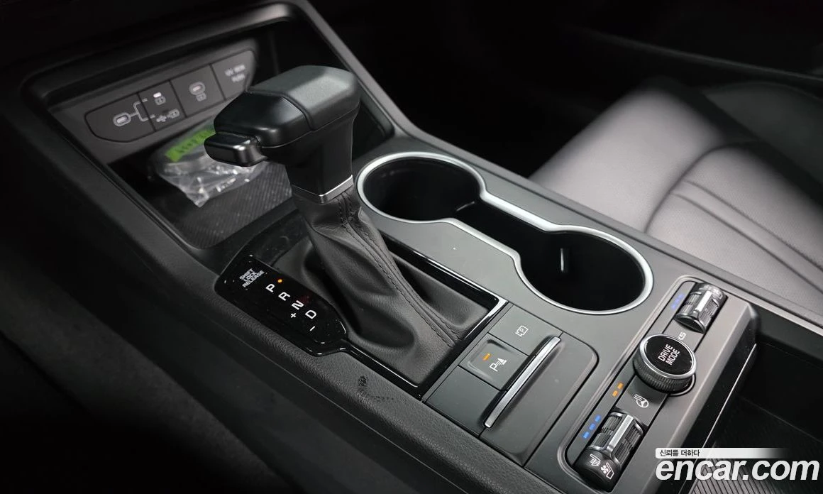 Kia K5 2.0 LPi Prestige, снимка 11 - Автомобили и джипове - 56096268