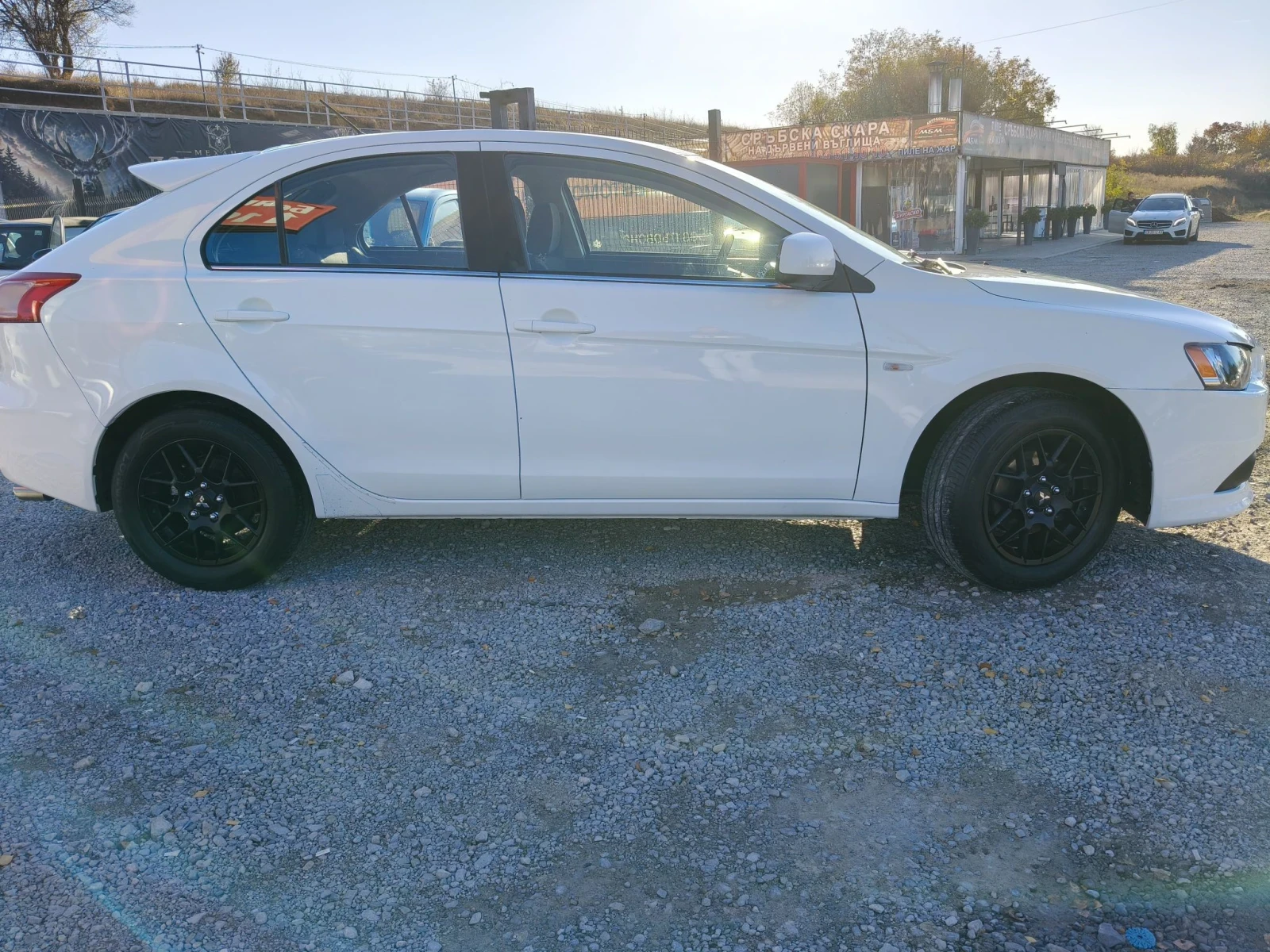 Mitsubishi Lancer 1.5i, снимка 8 - Автомобили и джипове - 56585169