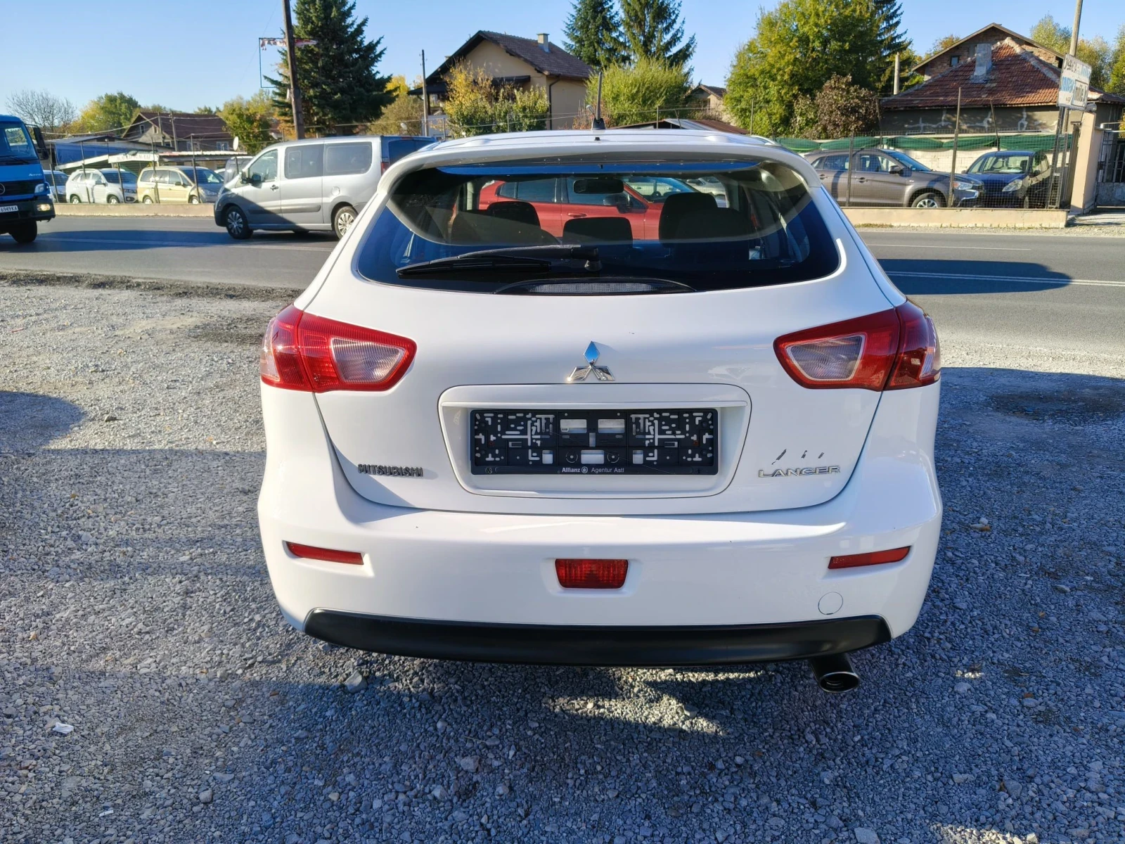 Mitsubishi Lancer 1.5i, снимка 6 - Автомобили и джипове - 56585169