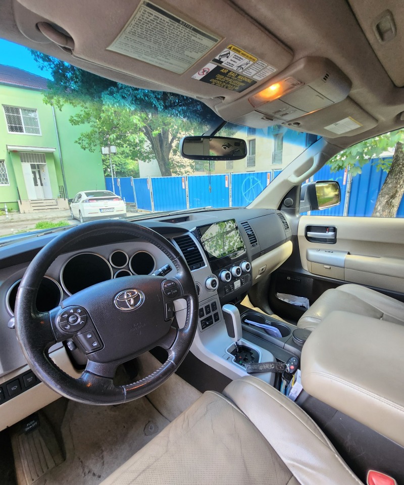 Toyota Sequoia Platinum, снимка 11 - Автомобили и джипове - 45935557