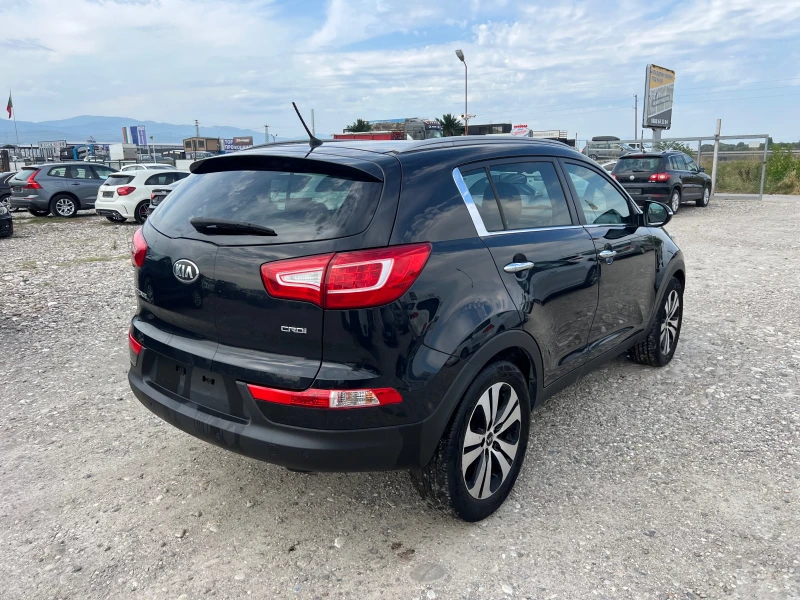 Kia Sportage 1.7 CRDI, снимка 5 - Автомобили и джипове - 51271570