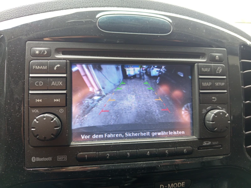 Nissan Juke 1.6 i 4 × 4 Tekna, снимка 10 - Автомобили и джипове - 51936741