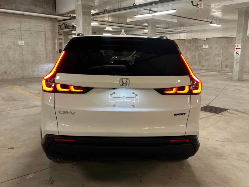 Honda Cr-v * Sport * CARFAX * БЕЗ ПЪРВОНАЧАЛНА ВНОСКА, снимка 4 - Автомобили и джипове - 52941001