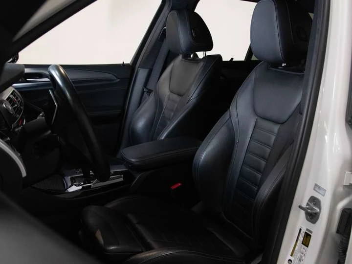 BMW X3 XDRIVE30I | M SPORT PKG| HUD | HEATED STEERING, снимка 10 - Автомобили и джипове - 53962864