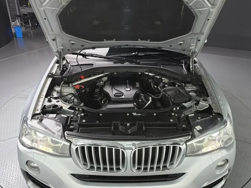 BMW X4 xDrive 20D, снимка 6 - Автомобили и джипове - 55352084