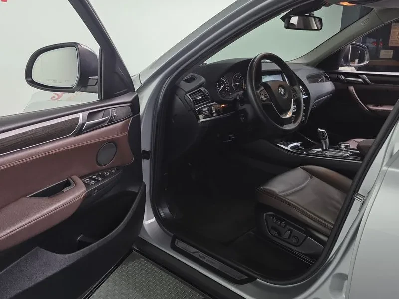 BMW X4 xDrive 20D, снимка 10 - Автомобили и джипове - 55352084