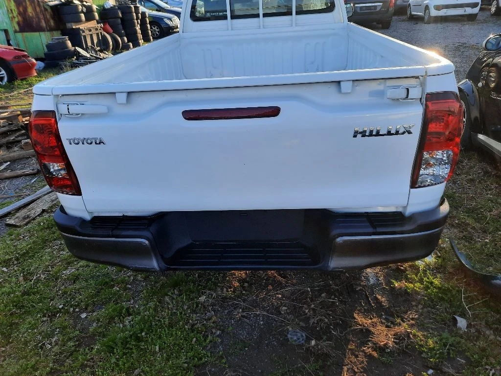 Toyota Hilux 2.5 TDI  PIKAP - изображение 3