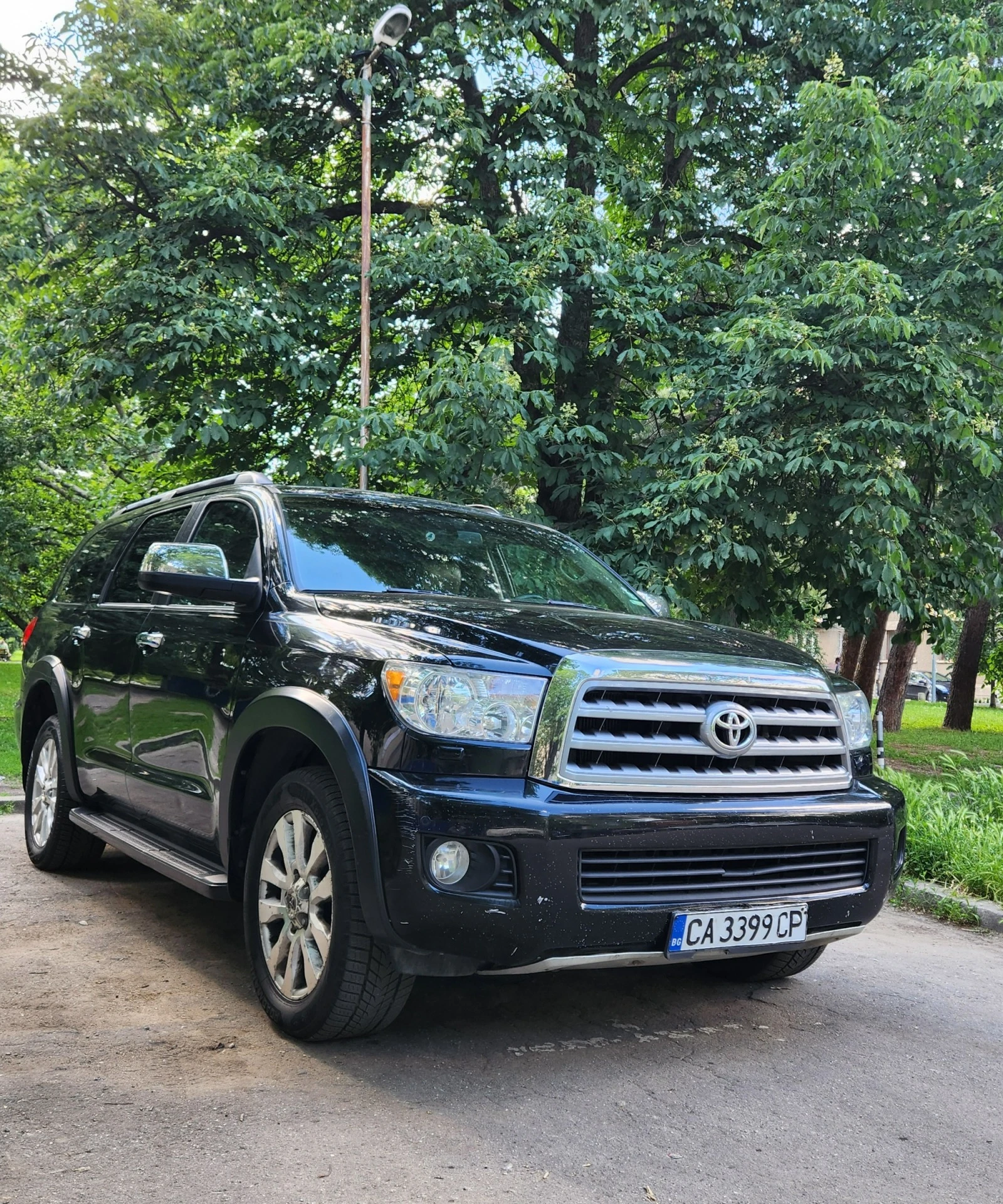 Toyota Sequoia Platinum - изображение 2