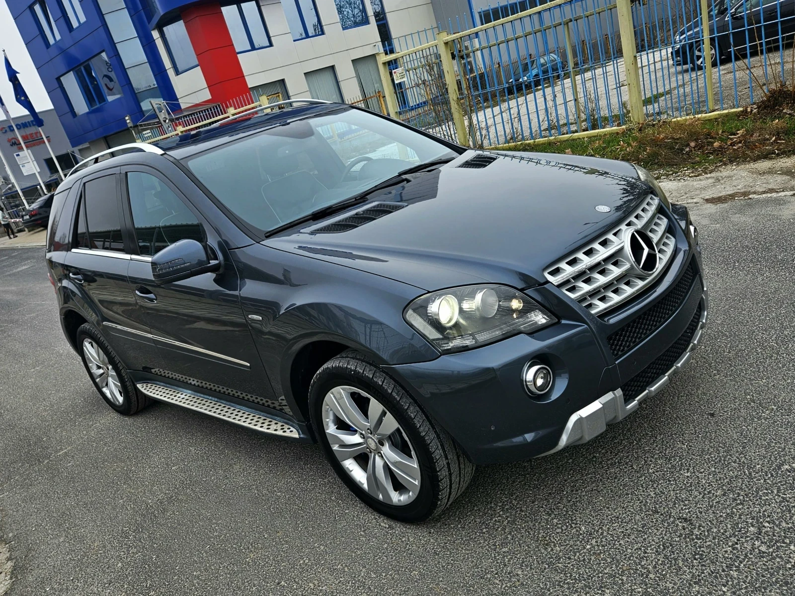 Mercedes-Benz ML 350 CDI [AMG PACK] [GRAND EDITION] [FACELIFT] 4Х4 - изображение 3
