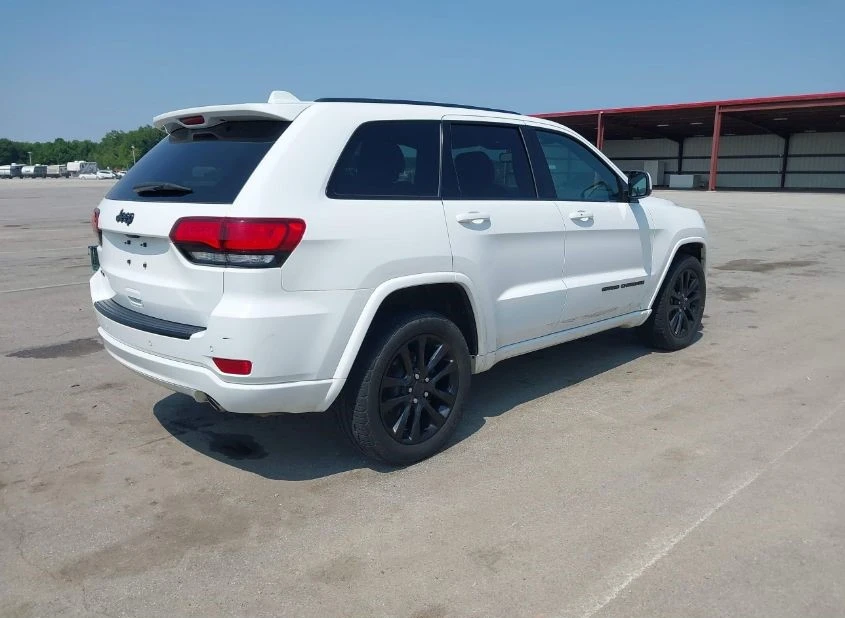 Jeep Grand cherokee ALTITUDE 4X4/АВТОКРЕДИТ/КОЖА-АЛКАНТАРА - изображение 6