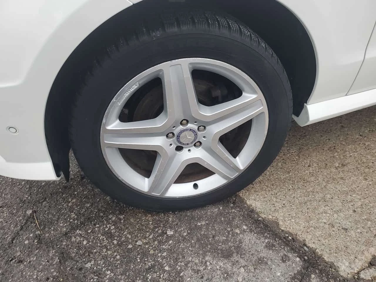 Mercedes-Benz ML 350 4MATIC * AMG PACK/ДЖАНТИ* ПАНОРАМА* КАМЕРА* , снимка 6 - Автомобили и джипове - 54076706