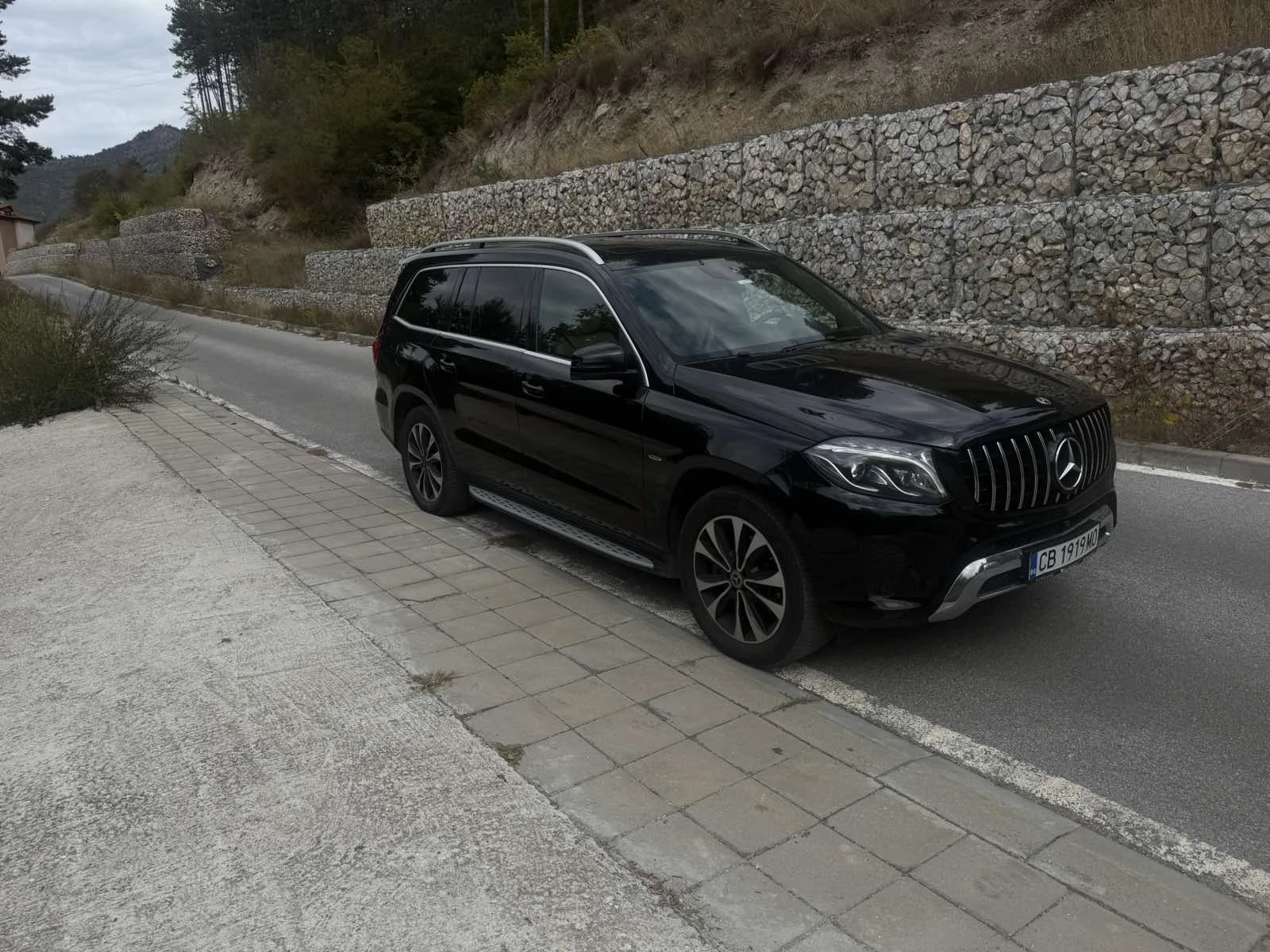 Mercedes-Benz GLS 350, снимка 2 - Автомобили и джипове - 56331172