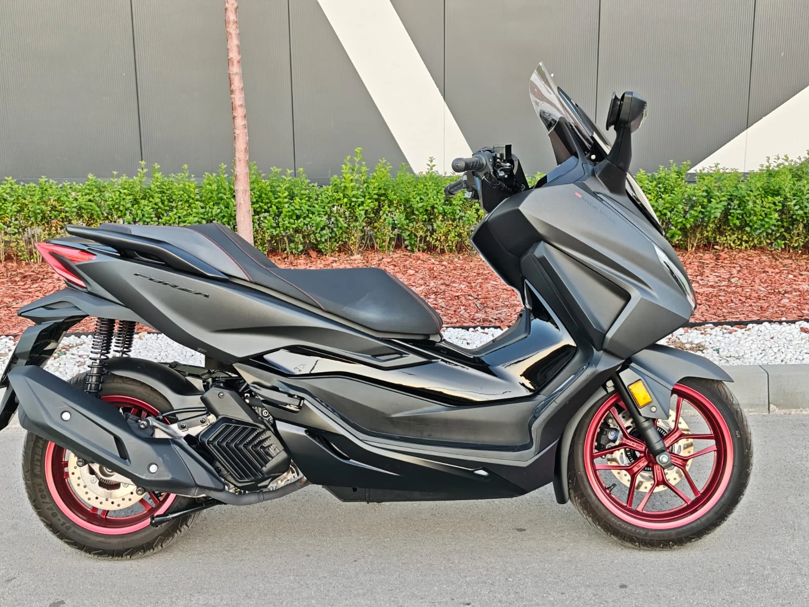 Honda Forza 125 Special Edition - 615km, снимка 8 - Мотоциклети и мототехника - 53801893