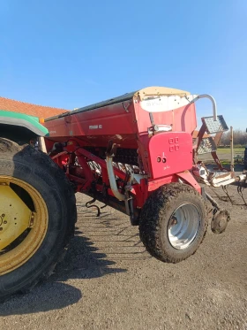 Сеялка Друга марка Pottinger vitasem 402, снимка 1