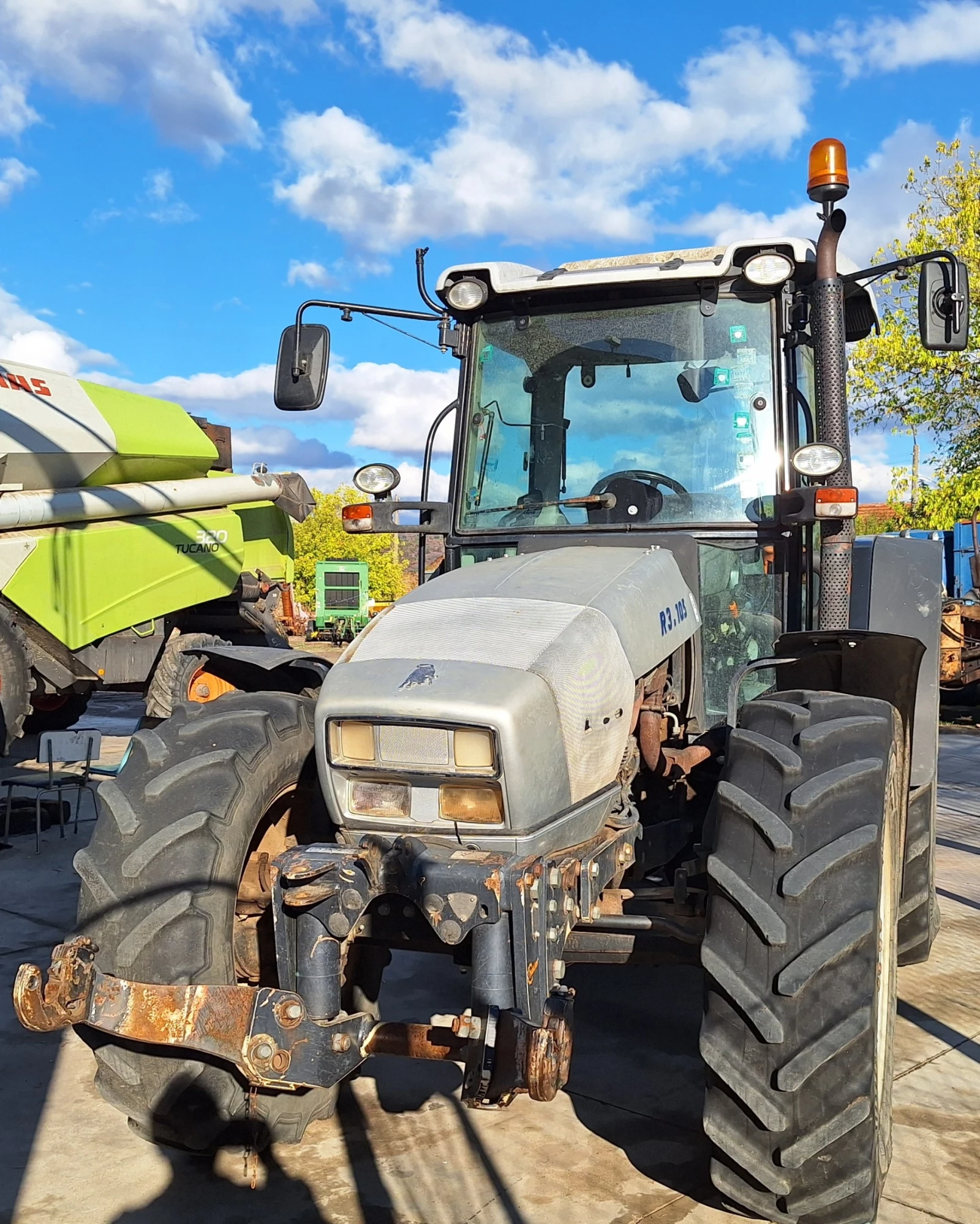 Трактор Lamborghini R3.105, снимка 1