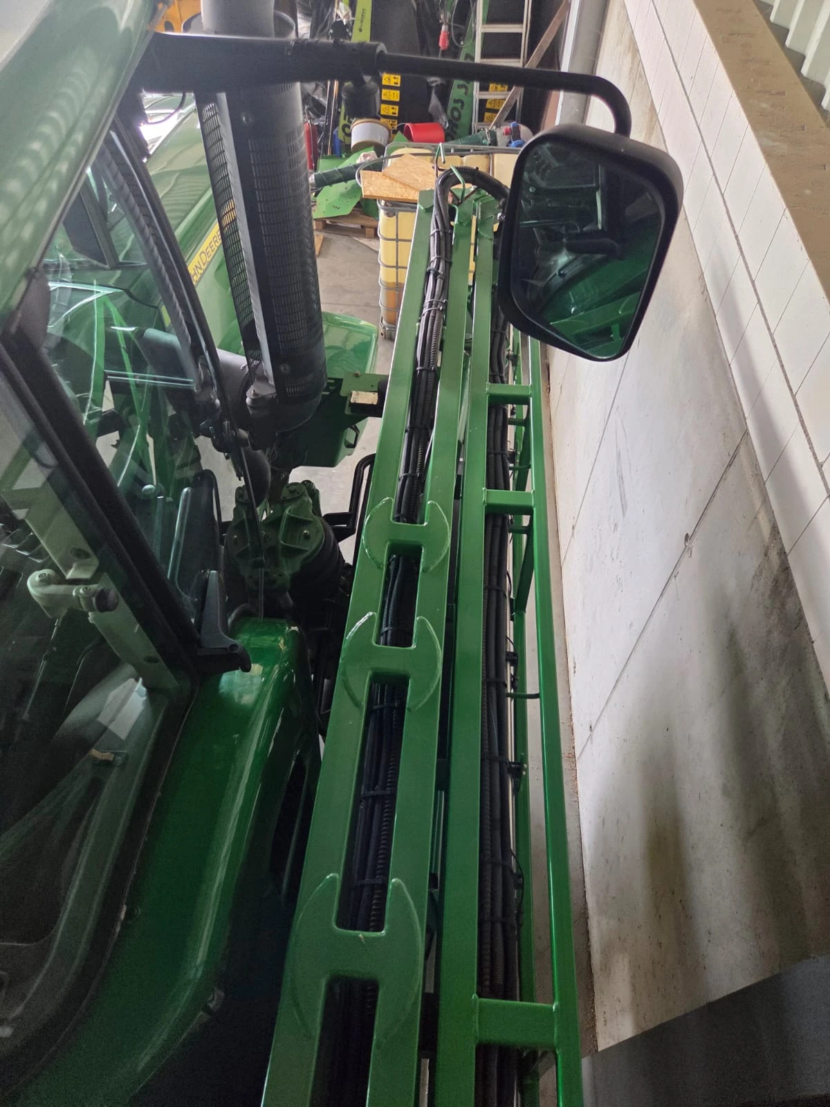 Самоходна пръскачка Друга марка John Deere R4040i лизинг с 20%, снимка 9 - Селскостопанска техника - 54164128