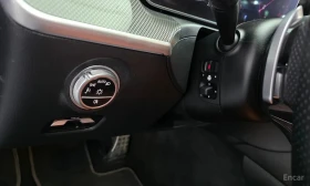 Mercedes-Benz C 300 AMG line/Head up/360 Cam/Подгрев/Обдух/HUD/, снимка 2