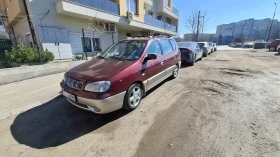 Kia Carens, снимка 9 - Автомобили и джипове - 53623885