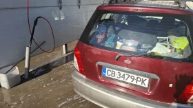 Kia Carens, снимка 2 - Автомобили и джипове - 53623885
