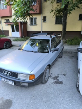 ������ Audi 80