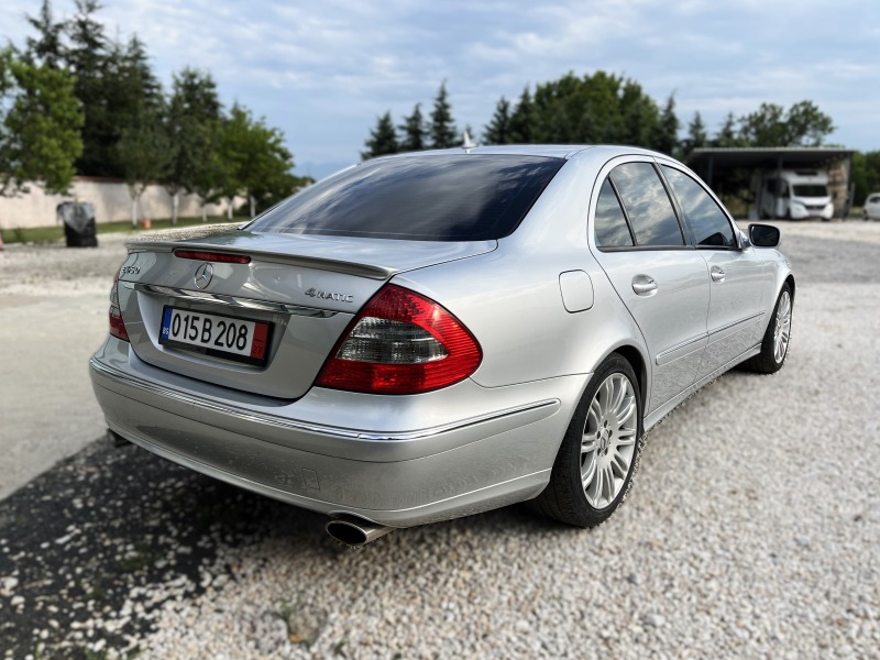 Mercedes-Benz E 55 4 MATIC = HARMAN KARDON, снимка 6 - Автомобили и джипове - 46366939
