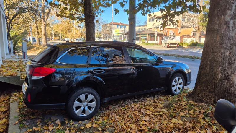 Subaru Outback, снимка 8 - Автомобили и джипове - 47895671