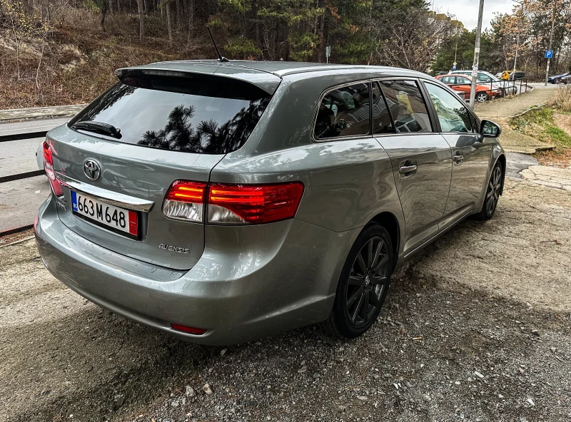 Toyota Avensis D4D FACELIFT, снимка 5 - Автомобили и джипове - 48211719