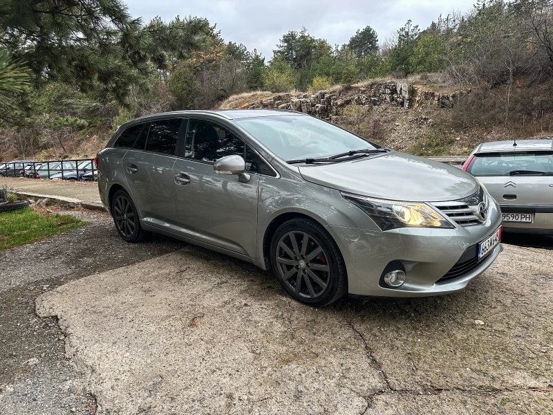 Toyota Avensis D4D FACELIFT, снимка 2 - Автомобили и джипове - 48211719