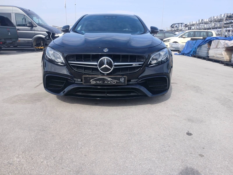 Mercedes-Benz E 63 AMG S 4Matic+ , снимка 1 - Автомобили и джипове - 49500860