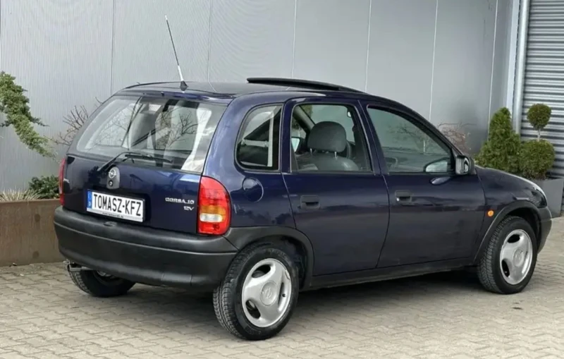 Opel Corsa 1.0i, снимка 5 - Автомобили и джипове - 52597568