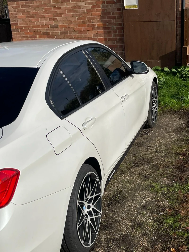 BMW 318, снимка 7 - Автомобили и джипове - 52619225