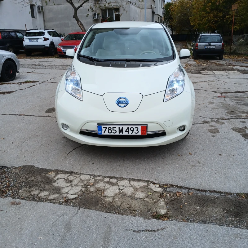 Nissan Leaf , снимка 3 - Автомобили и джипове - 52872713