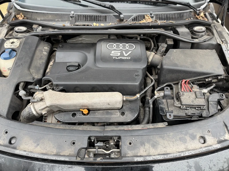 Audi Tt 1.8T , снимка 5 - Автомобили и джипове - 52881325