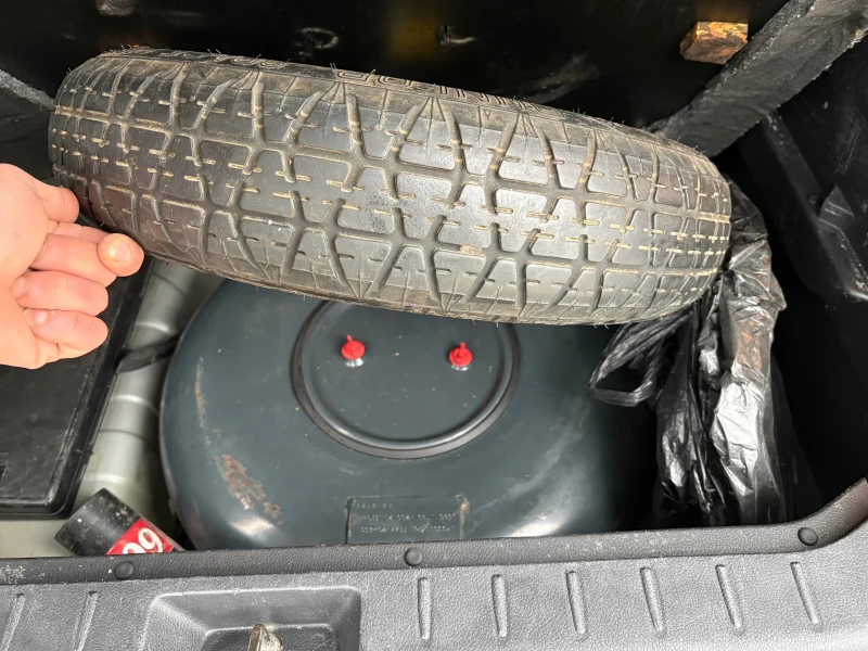 Nissan Note 1.6 AUT LPG, снимка 13 - Автомобили и джипове - 53010768