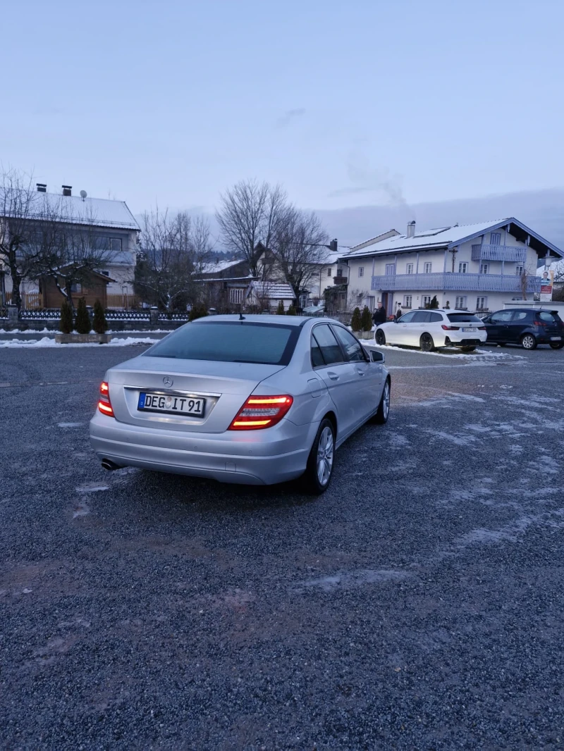 Mercedes-Benz C 200 Facelift, снимка 8 - Автомобили и джипове - 53501118