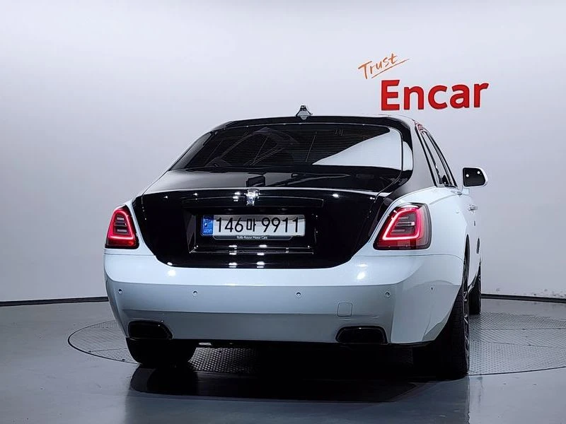 Rolls-Royce Ghost КРАЙНА ЦЕНА: 318136 EUR, снимка 4 - Автомобили и джипове - 55966812
