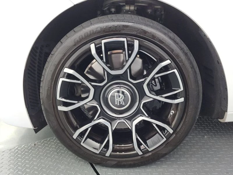 Rolls-Royce Ghost КРАЙНА ЦЕНА: 318136 EUR, снимка 5 - Автомобили и джипове - 55966812